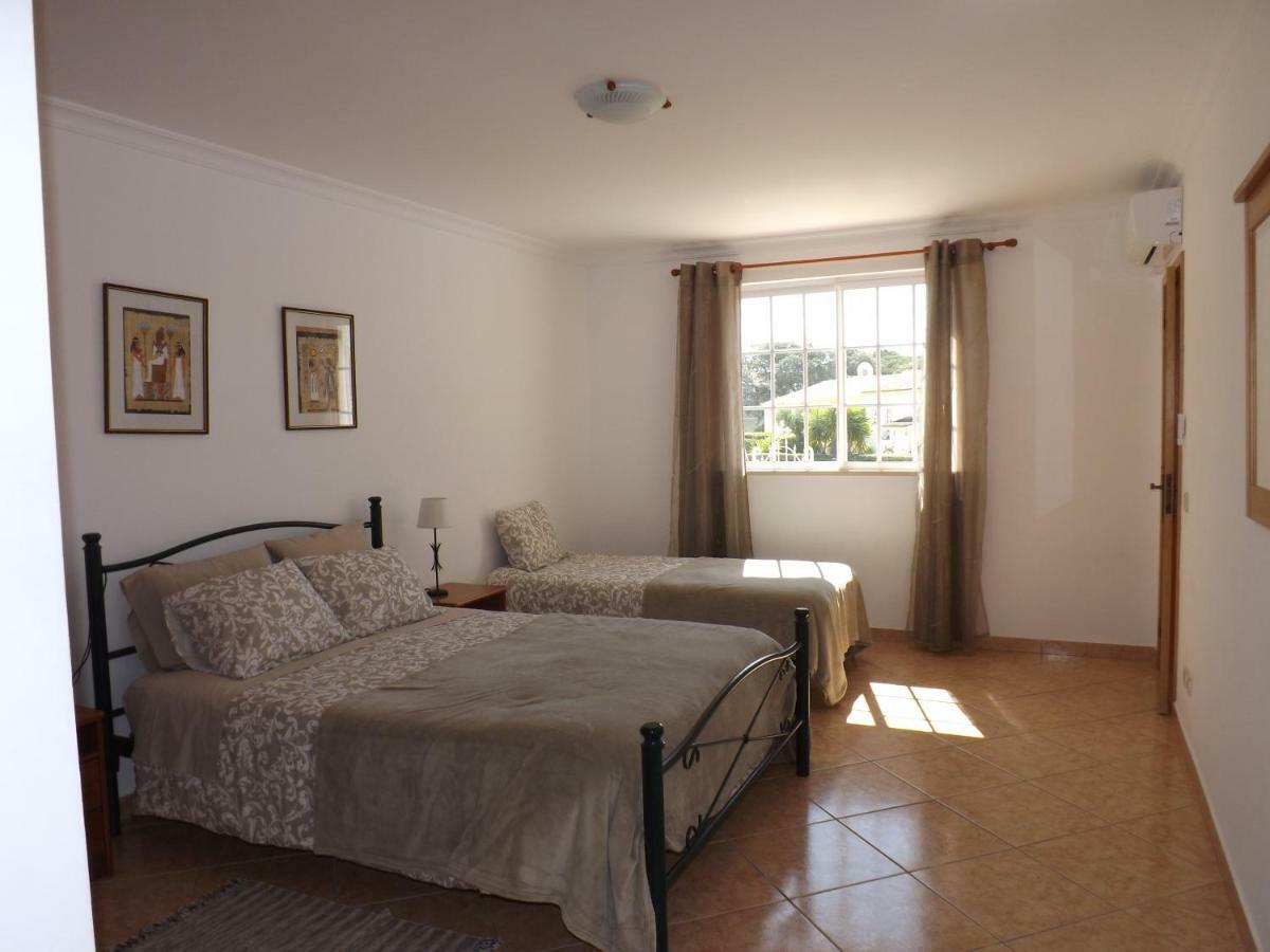 Apartamento Mariamar Apartment Olhos de Agua  Bagian luar foto